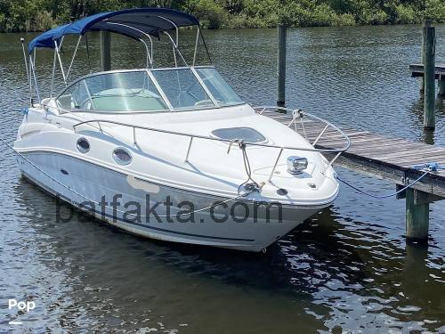 Sea Ray 240 Sundancer recensioner och tekniska specifikationer